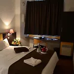 Hotell Brit Codalysa Marne La Vallee -