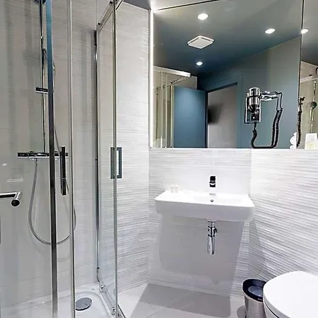 Hotel Brit Codalysa Marne La Vallee - 3*