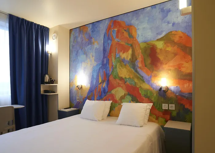 Hotel The Originals City, Codalysa,