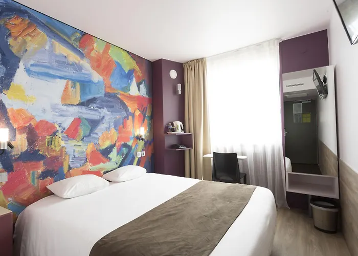 Hotel The Originals City, Codalysa,